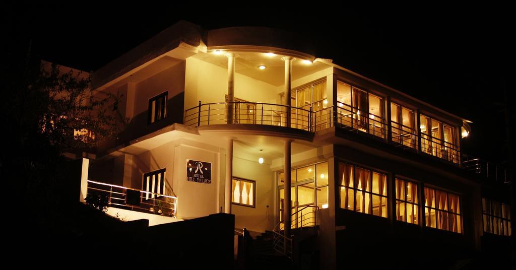 Hotel Hill Palace Каусани Екстериор снимка